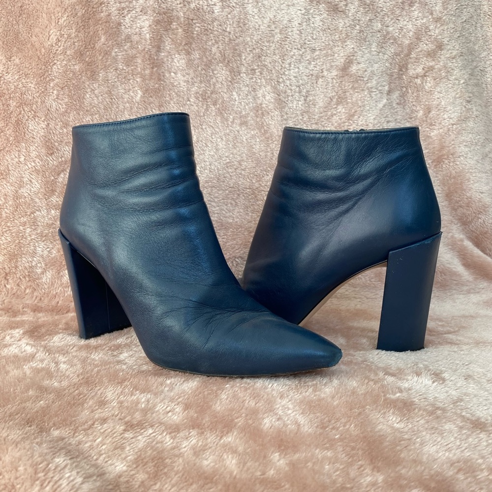 Stuart Weitzman Pure Pointy Toe Booties In Blue N… - image 1